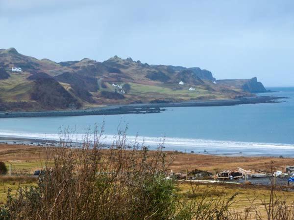Amber'S Cottage Staffin Exterior photo