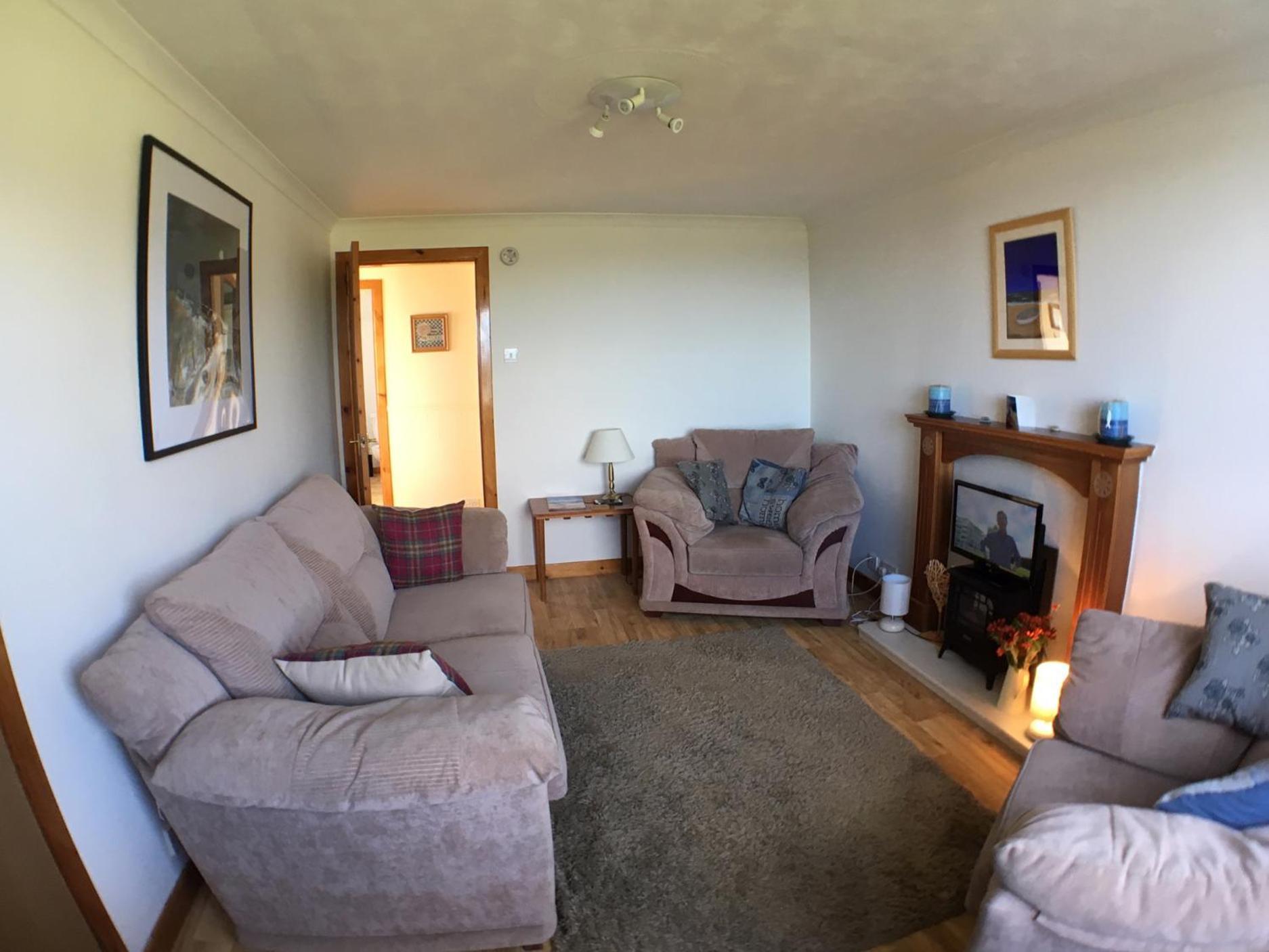 Amber'S Cottage Staffin Exterior photo